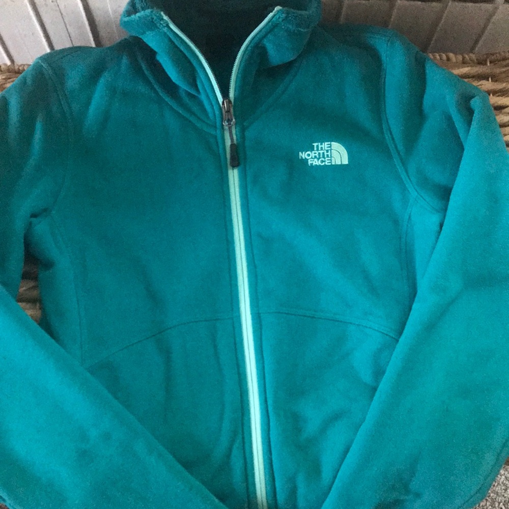 North face zip down coat.